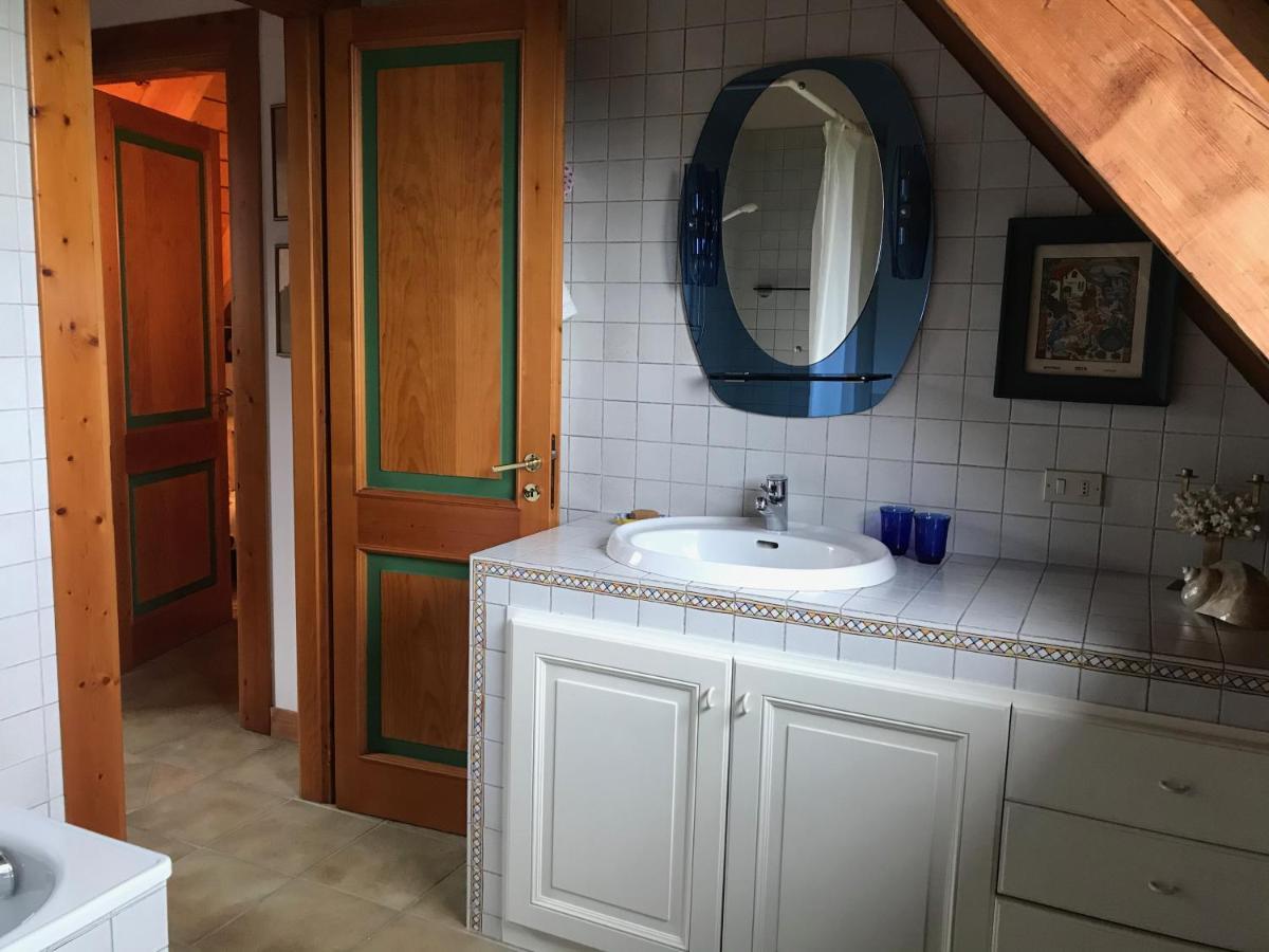 Casa Regis Bed & Breakfast Lessona Bagian luar foto